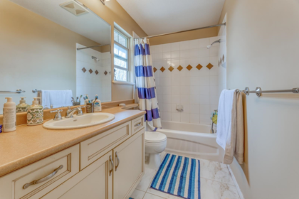 Office / Den Photo of 123 Maple Drive, Port Moody, BC