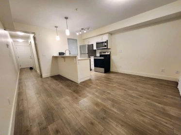 Kitchen Island Photo of 322 30515 Cardinal Avenue, Abbotsford, BC