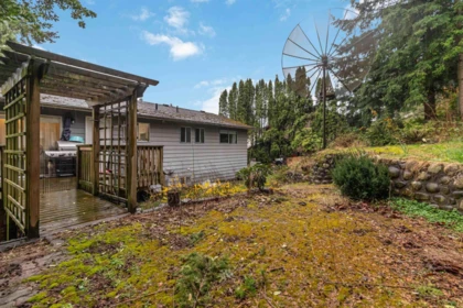 Backyard Photo of 3273 Cheam Drive, Abbotsford, BC