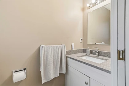 Powder Room Photo of 3273 Cheam Drive, Abbotsford, BC