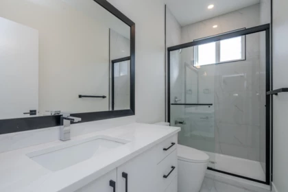 Guest Bathroom Photo of 102 10063 127b Street, Surrey, BC