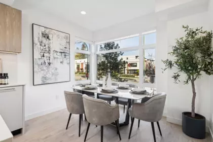 Breakfast Nook Photo of 225 1010 W 47th Avenue, Vancouver, BC