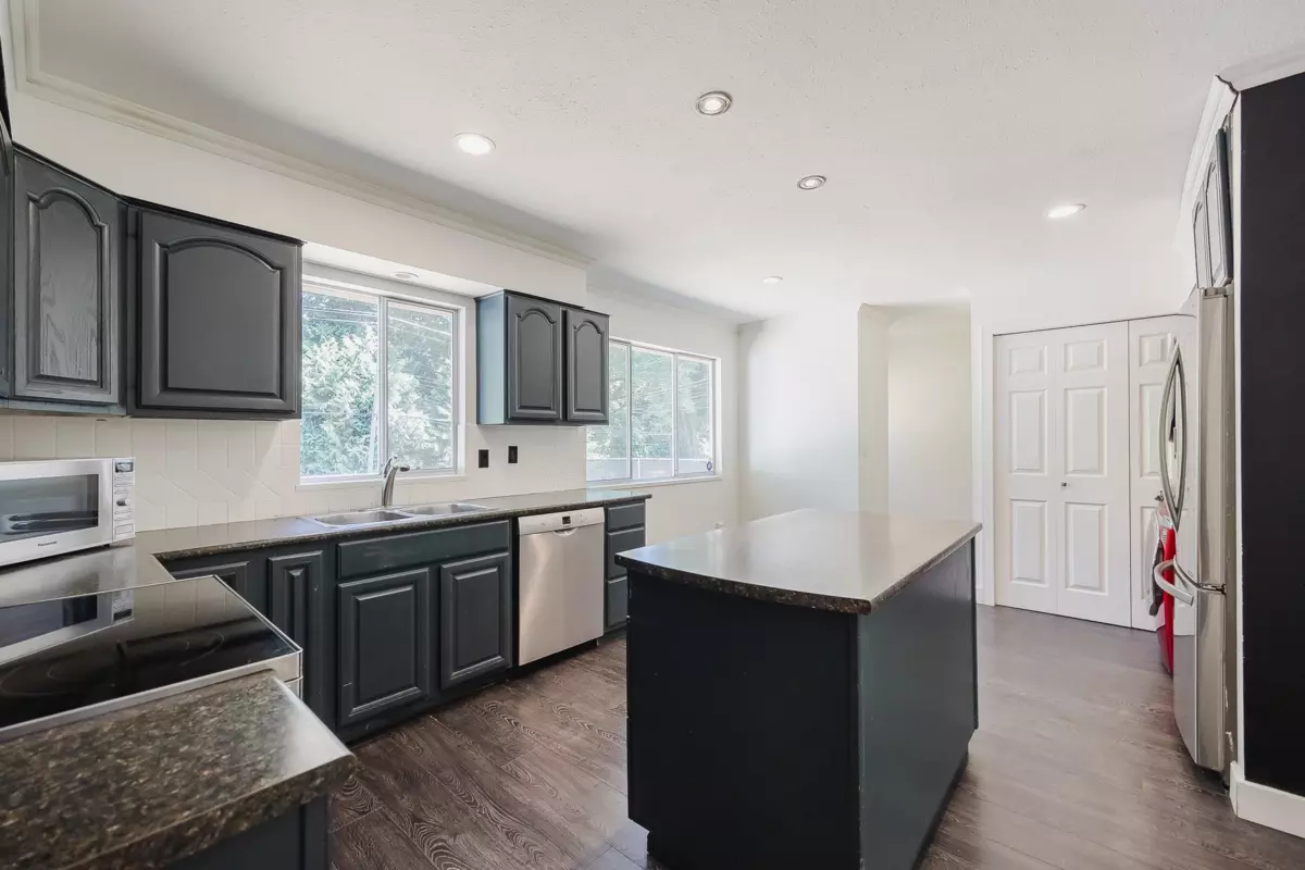 Dining Area Photo of 20928 96 Avenue, Langley, BC