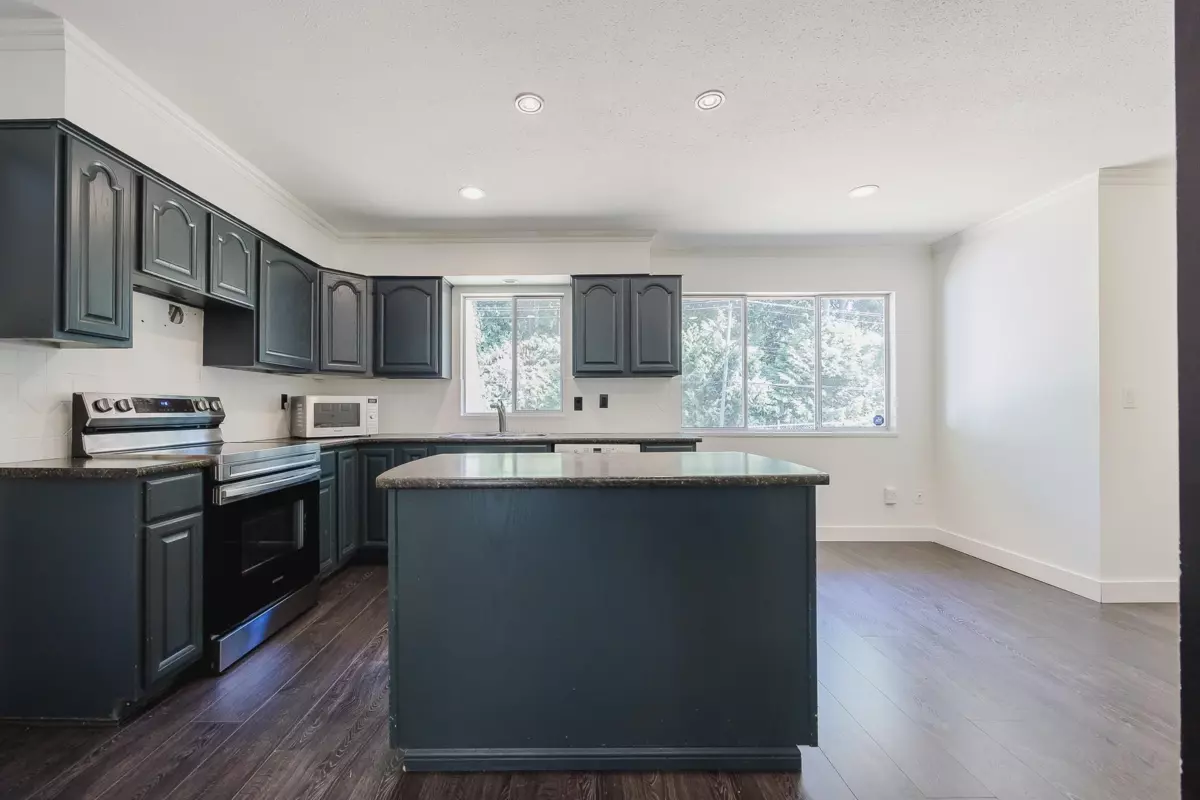 Family Room Photo of 20928 96 Avenue, Langley, BC