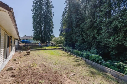 Swimming Pool Photo of 20928 96 Avenue, Langley, BC