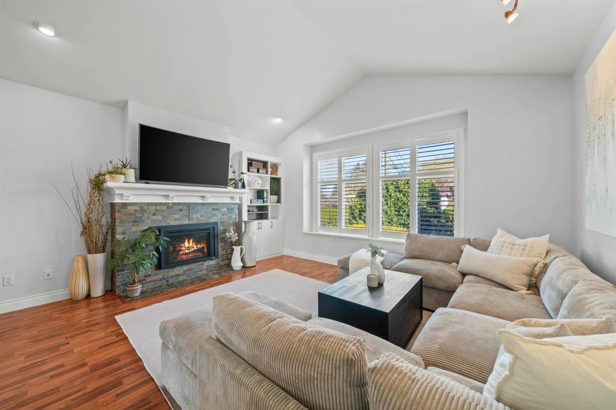 Dining Area Photo of 4935 Fenton Drive, Delta, BC