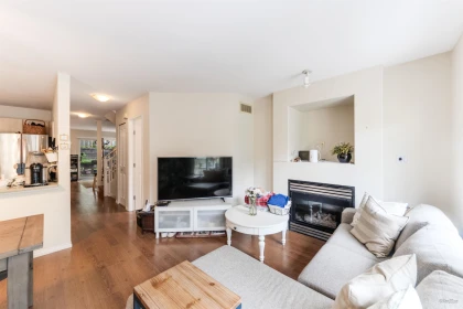 15 8701 16th Avenue, Burnaby, BC, Burnaby — Townhouse for sale