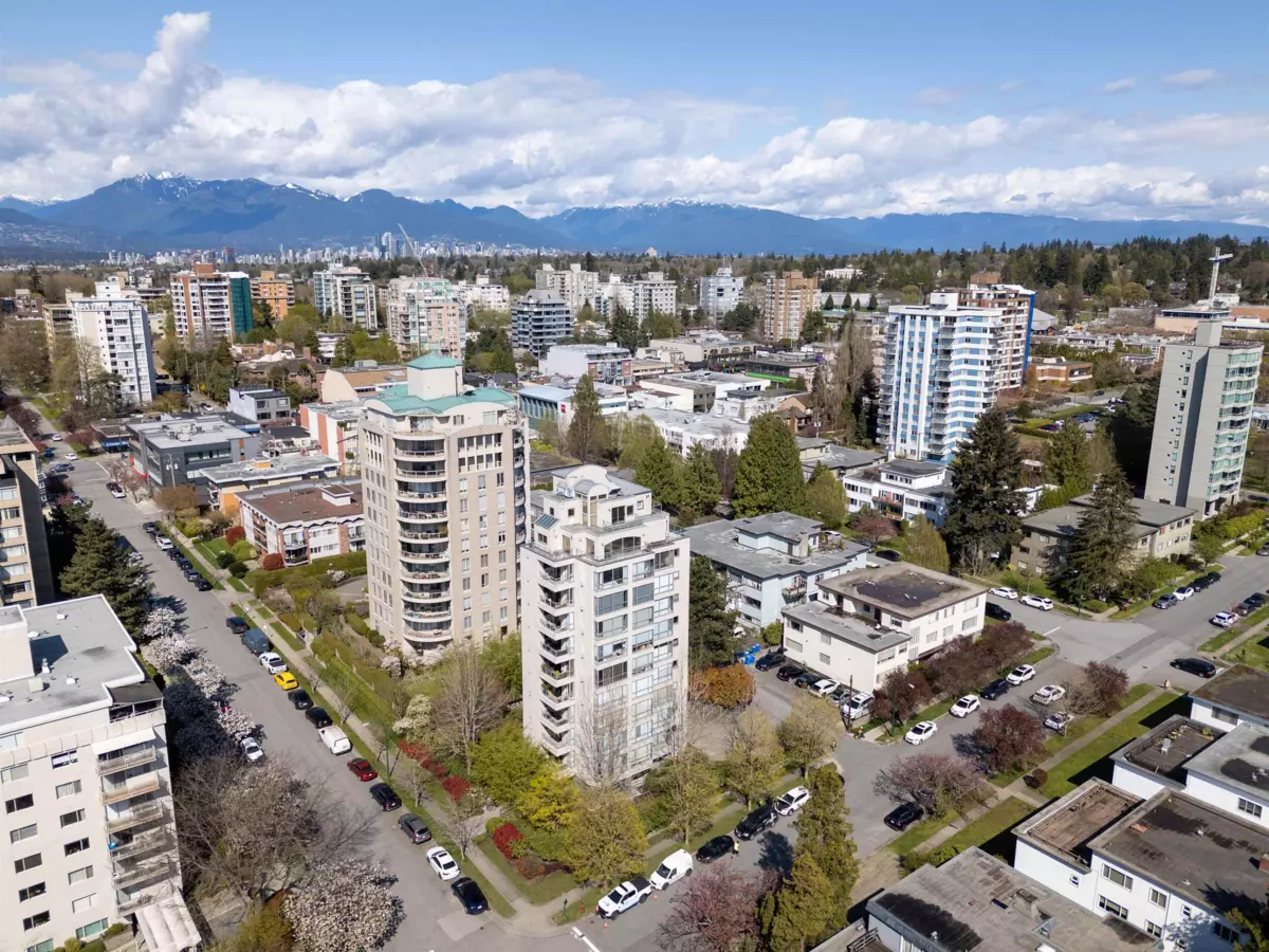 Exterior Rear Photo of 1100 5890 Balsam Street, Vancouver, BC