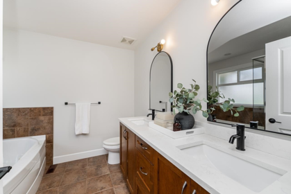 Guest Bathroom Photo of 7078 179 Street, Surrey, BC
