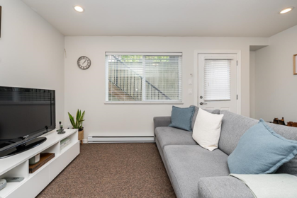 Hallway Photo of 7078 179 Street, Surrey, BC