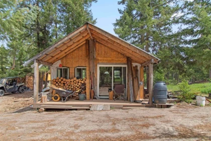 Hot Tub / Spa Photo of 199 Old Black Mine Road, No City Value, BC