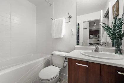 Basement Recreation Room Photo of 203 13321 102a Avenue, Surrey, BC
