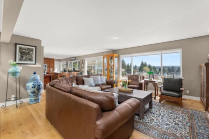 Pantry Photo of 15535 Royal Avenue, White Rock, BC