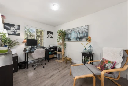 Mudroom Photo of 300 E 25th Street, North Vancouver, BC
