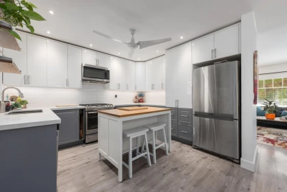 Pantry Photo of 300 E 25th Street, North Vancouver, BC