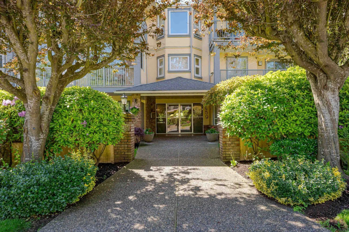 Exterior Rear Photo of 205 1459 Blackwood Street, White Rock, BC
