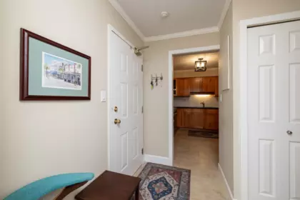 205 1459 Blackwood Street, White Rock, BC, White Rock — Apartment/Condo for sale