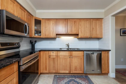 Kitchen Photo of 205 1459 Blackwood Street, White Rock, BC