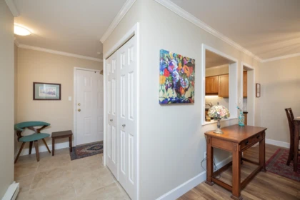 Primary Bathroom Photo of 205 1459 Blackwood Street, White Rock, BC