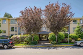 205 1459 Blackwood Street, White Rock, BC