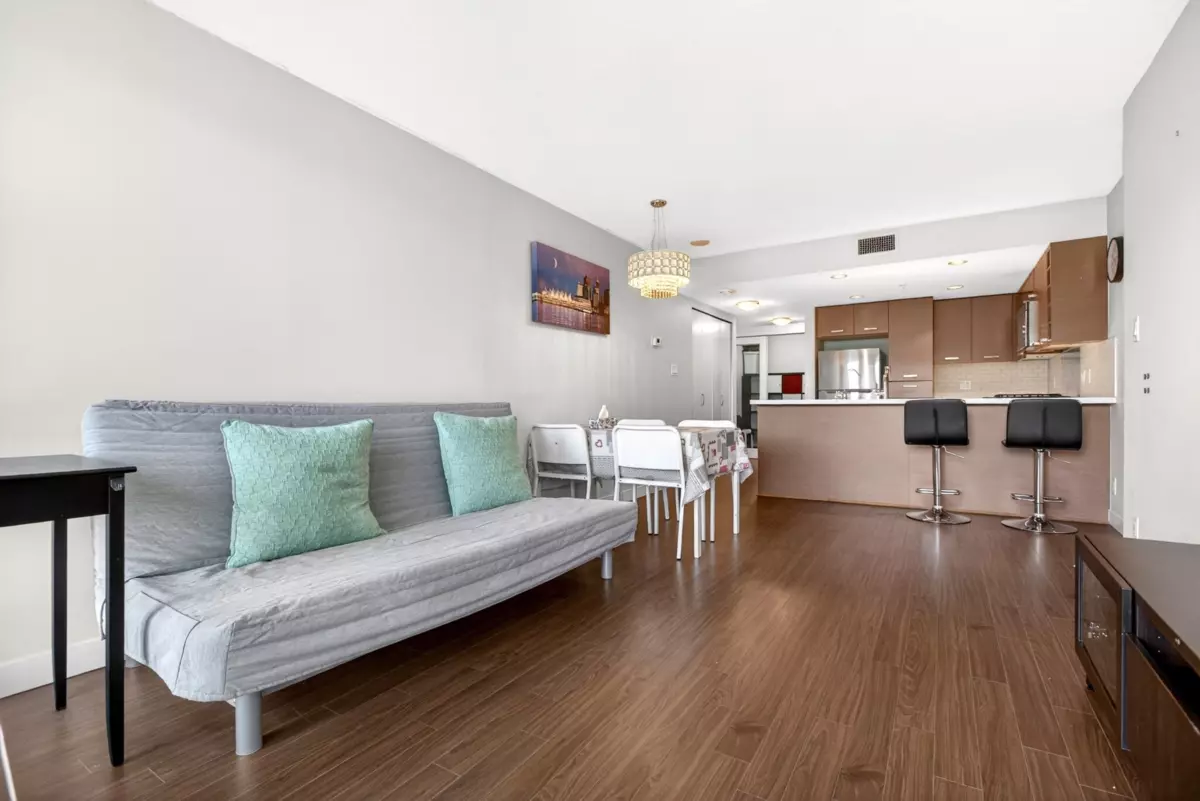 Dining Area Photo of 1706 8033 Saba Road, Richmond, BC