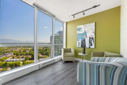 Powder Room Photo of 2810 13618 100 Avenue, Surrey, BC