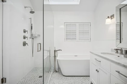 Basement Recreation Room Photo of 3814 W 11 Avenue, Vancouver, BC