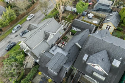 Swimming Pool Photo of 3814 W 11 Avenue, Vancouver, BC