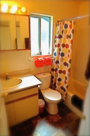 Primary Bathroom Photo of 125 Bellhouse Road, Galiano Island, BC