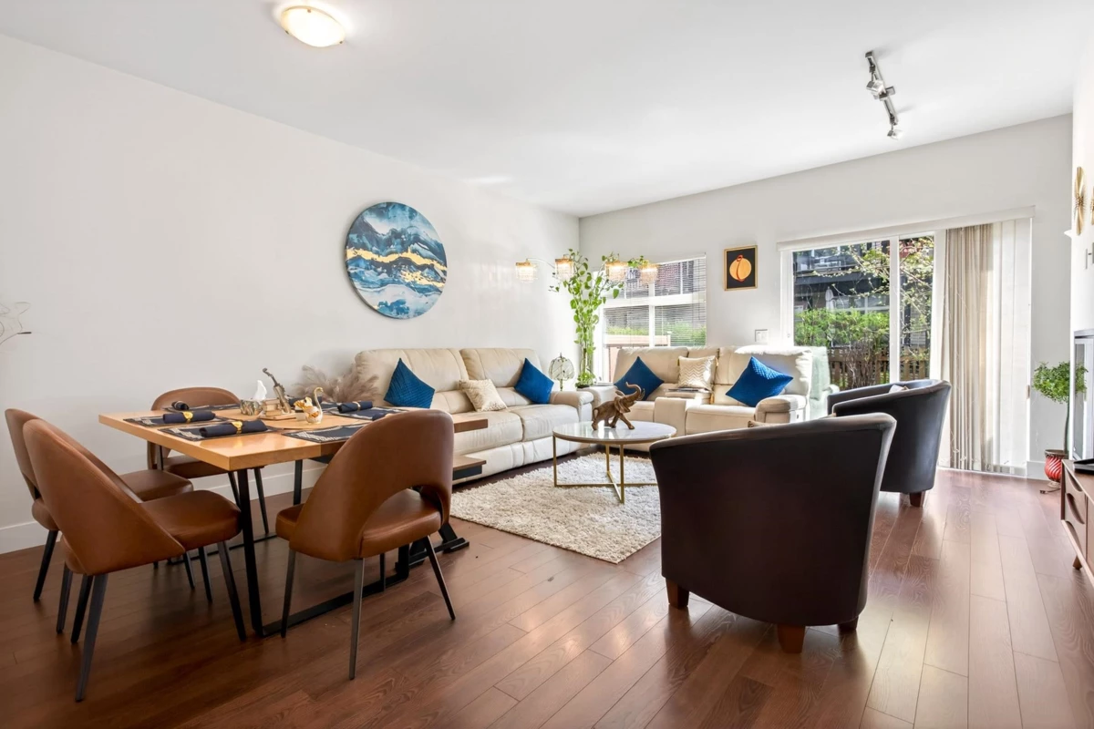 Dining Area Photo of 74 6299 144 Street, Surrey, BC