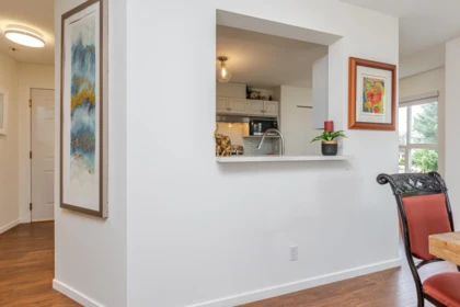 Primary Bathroom Photo of 402 13870 70 Avenue, Surrey, BC