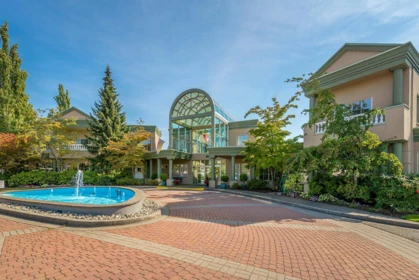 Swimming Pool Photo of 402 13870 70 Avenue, Surrey, BC
