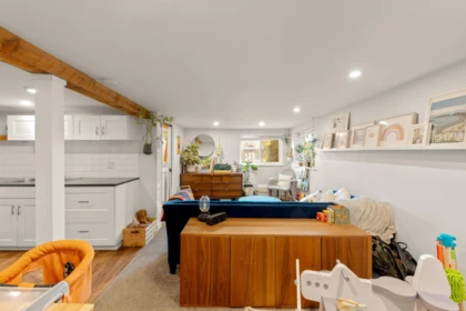Basement Recreation Room Photo of 612 E 4th Street, North Vancouver, BC