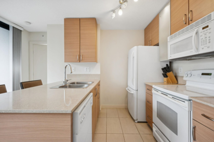 502 977 Mainland Street, Vancouver, BC, Vancouver — Apartment/Condo for sale