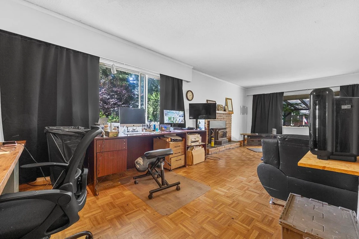 Dining Area Photo of 21670 119 Avenue, Maple Ridge, BC