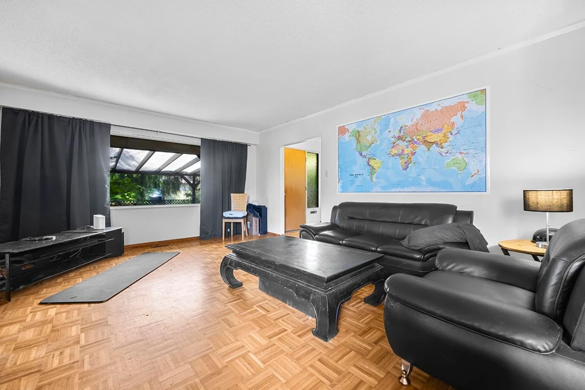 Family Room Photo of 21670 119 Avenue, Maple Ridge, BC