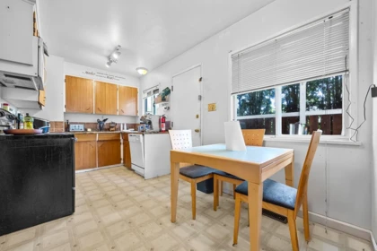 Kitchen Photo of 21670 119 Avenue, Maple Ridge, BC