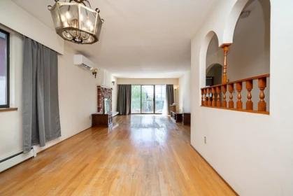 4332 Victoria Drive, Vancouver, BC, Vancouver — Single Family Residence for sale
