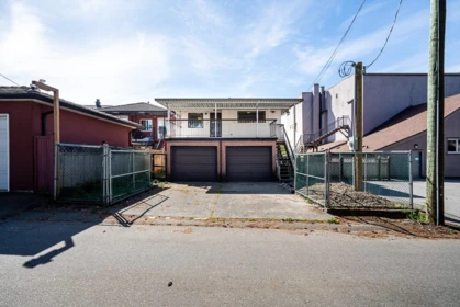 Swimming Pool Photo of 4332 Victoria Drive, Vancouver, BC