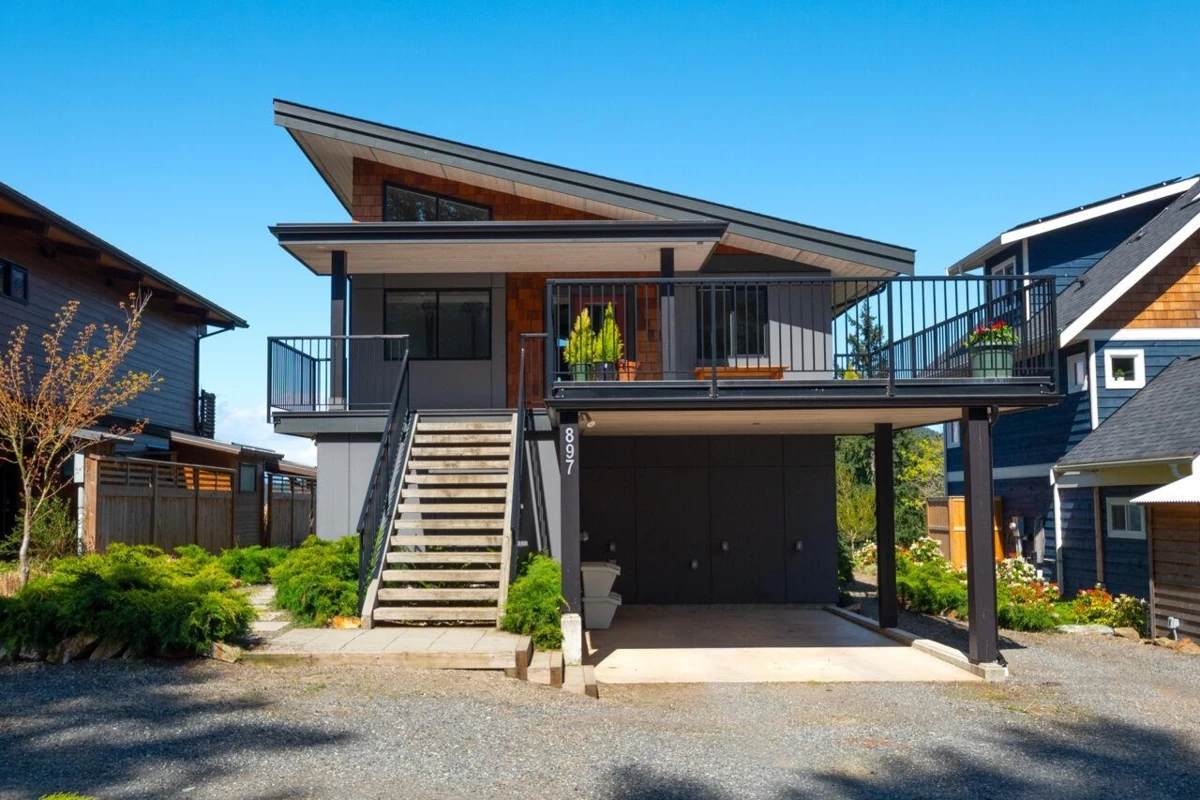 Exterior Rear Photo of 897 Rivendell Drive, Bowen Island, BC