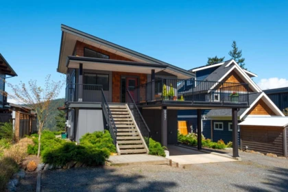 Outdoor Deck Photo of 897 Rivendell Drive, Bowen Island, BC