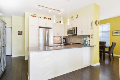 411 2855 156 Street, Surrey, BC, Surrey — Apartment/Condo for sale