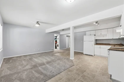 Mudroom Photo of 11377 Creekside Street, Maple Ridge, BC