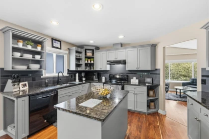 Primary Bedroom Photo of 11377 Creekside Street, Maple Ridge, BC