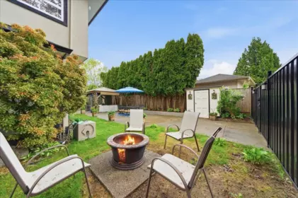 Outdoor Kitchen Photo of 22727 127th Avenue, Maple Ridge, BC