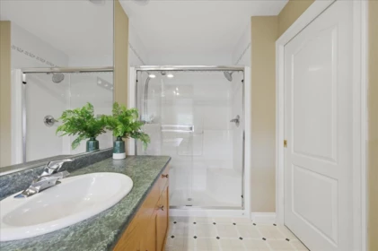 Powder Room Photo of 22727 127th Avenue, Maple Ridge, BC