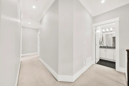 Mudroom Photo of 18356 68 Avenue, Surrey, BC