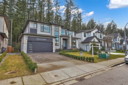 Community Amenities Photo (Clubhouse) of 19704 31a Avenue, Langley, BC