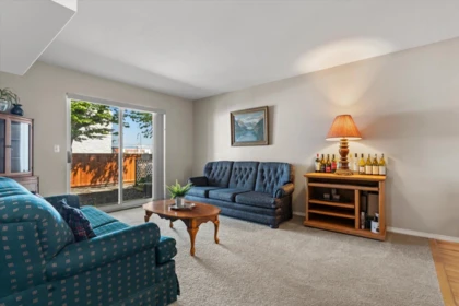 Breakfast Nook Photo of 35 45435 Knight Road, Chilliwack, BC