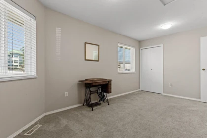 Laundry Room Photo of 35 45435 Knight Road, Chilliwack, BC